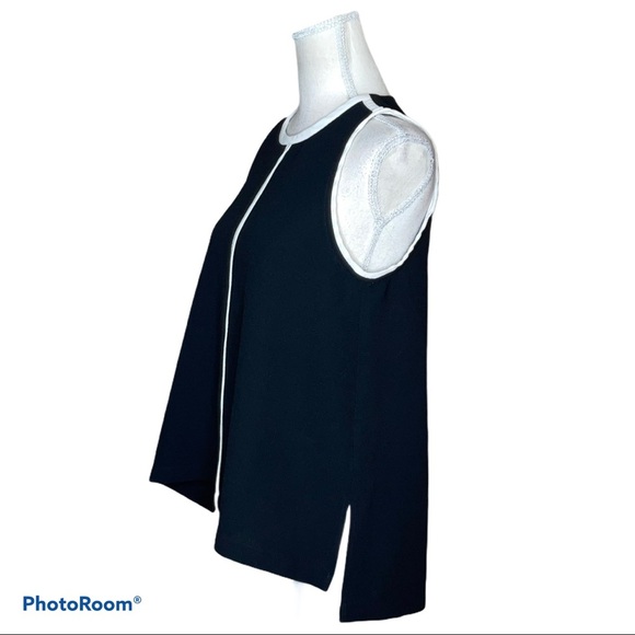 Madewell | Black Crepe Canal Sleeveless Tank top - Picture 7 of 8